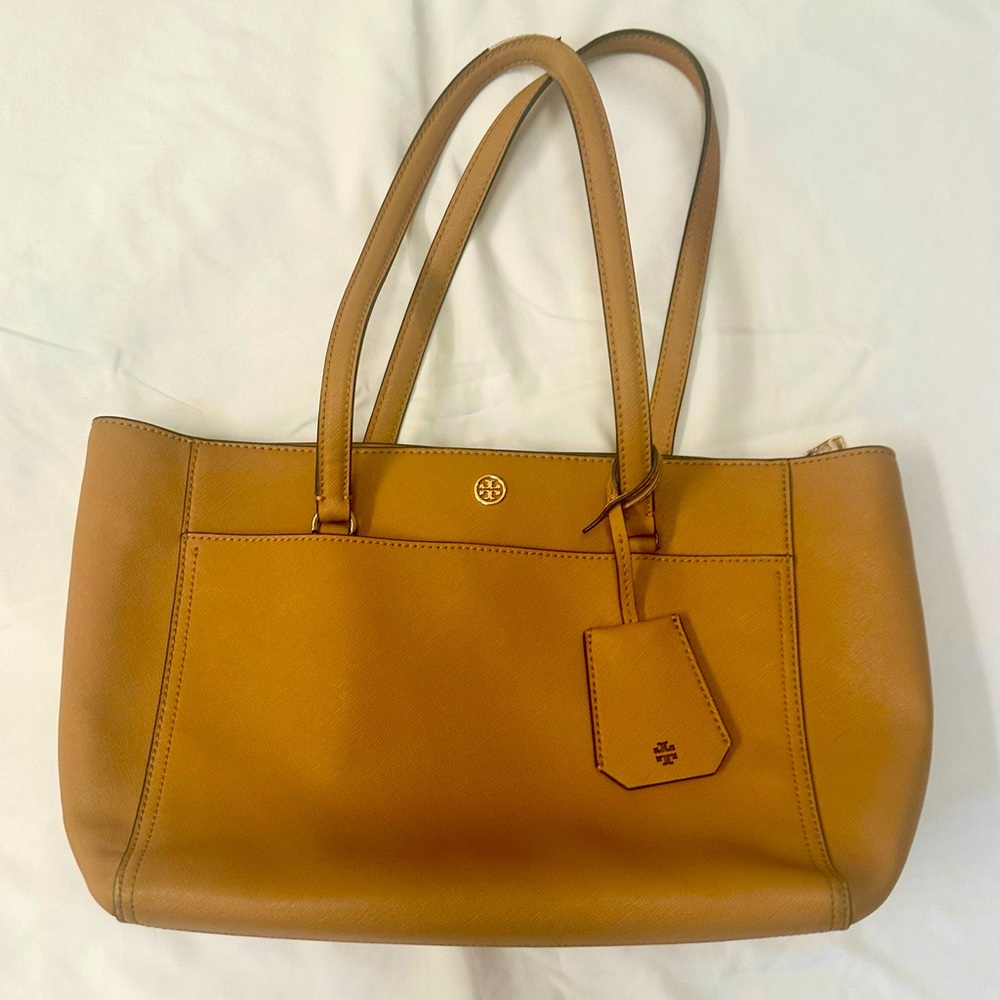 Tory Burch Tan Robinson Zip Tote Bag